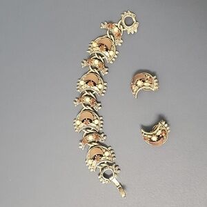 Rare Find Vintage 1970's bracelet and earrings
